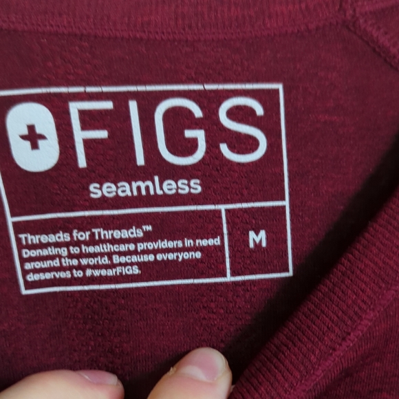 Figs Women's Med Burgundy Salta Long Sleeve Tee - Picture 2 of 3